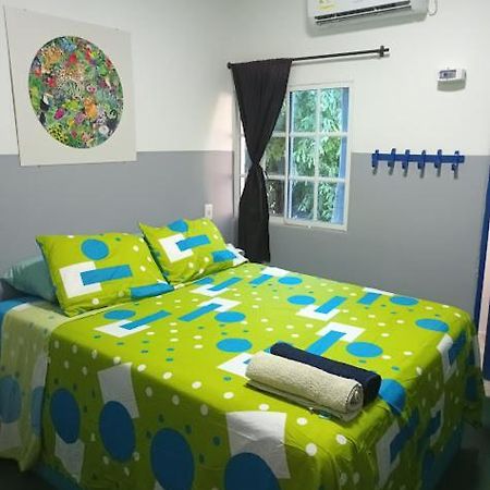 Hotelito La Aventura, Ac Private Wc Rooms Near The Old Town, No Tax Cartagena  Exterior foto